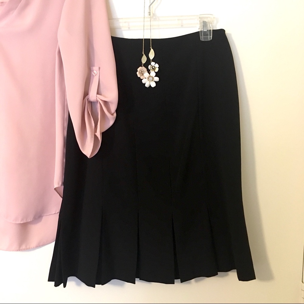 NWT Black Office Pleated Pencil Skirt AB Studio 6